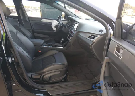 2019 Hyundai Sonata Sport z USA, uszkodzony, nr VIN 5NPE34AF0KH731069